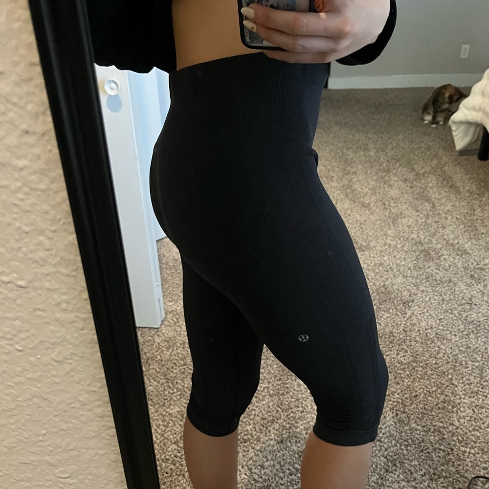 Lululemon cropped leggings